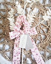 Load image into Gallery viewer, Sarah Colman - Floral woven dress &amp; hairbow Set
