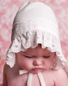 White Broderie Anglaise Bonnet