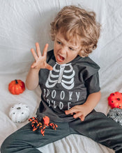 Load image into Gallery viewer, Skeleton Dude
